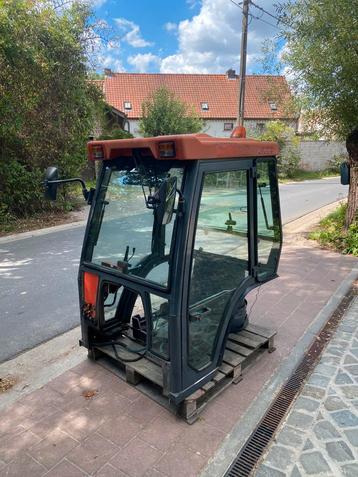 Kubota Cabine voor Minitractor beschikbaar voor biedingen