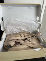Nike Air Force 1 High ‘07 SP Billie Eilish - maat 40,5, Kleding | Dames, Schoenen, Beige, Nike, Nieuw, Ophalen of Verzenden