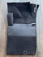 Mercedes- Benz G-Klasse Vloermat A4636802145 linksvoor NIEUW, -, -, Nieuw, Ophalen of Verzenden