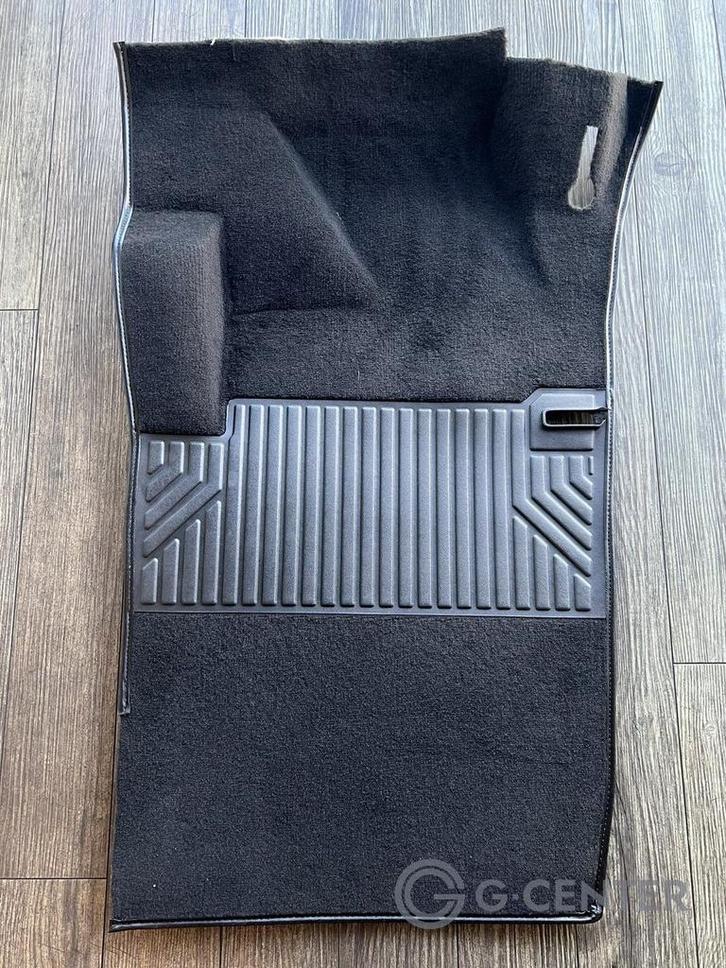 Mercedes- Benz G-Klasse Vloermat A4636802145 linksvoor NIEUW, Auto-onderdelen, Interieur en Bekleding, Nieuw, BOVAG lid, Ophalen of Verzenden