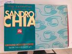 illy Art Collection 1997 | Sandro Chia Il ballo del caffé, Ophalen of Verzenden, Nieuw, Porselein, Kop en/of schotel