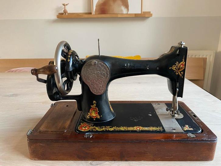 Antieke Singer Handnaaimachine, Antiek en Kunst, Antiek | Naaimachines, Ophalen
