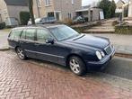Mercedes-Benz E-Klasse 3.2 E320 Combi 4MATIC Classic AT 2000, Automaat, Beige, Blauw, 3199 cc