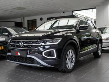 Volkswagen T-Roc 1.5 TSI Style | PANO | CAMERA | VIRTUAL beschikbaar voor biedingen