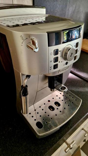 De Longhi Magnifica S ECAM koffiemachine beschikbaar voor biedingen