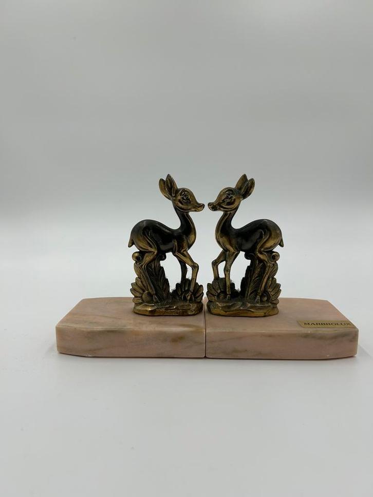 Vintage ‘Bambi’ Boekensteunen – Brons-look op Marmeren Voet, Verzamelen, Beelden en Beeldjes, Gebruikt, Dier, Ophalen of Verzenden