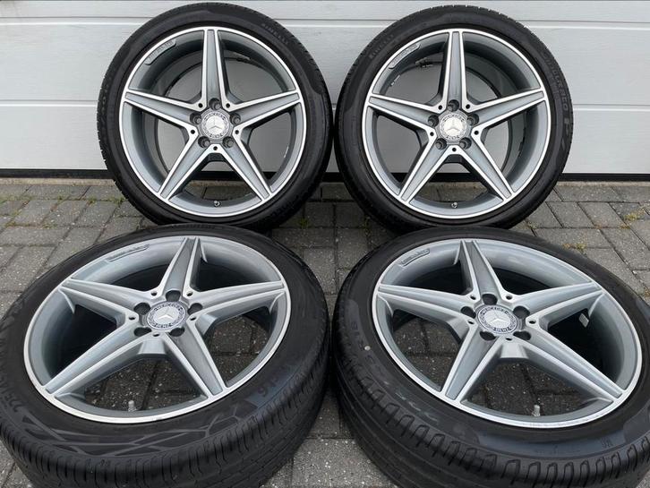 18 Inch Originele Mercedes AMG Velgen 225/45/18 5x112 !!!, Auto-onderdelen, Banden en Velgen, Banden en Velgen, Zomerbanden, 18 inch