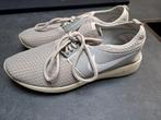 Nike Sneakers - Maat 40 - Grijs, Nike, Ophalen of Verzenden, Sneakers of Gympen, Grijs