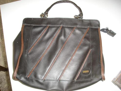 UITVERKOOP!! Grote damestas bijna ongebruikt, Sieraden, Tassen en Uiterlijk, Tassen | Damestassen, Zo goed als nieuw, Shopper