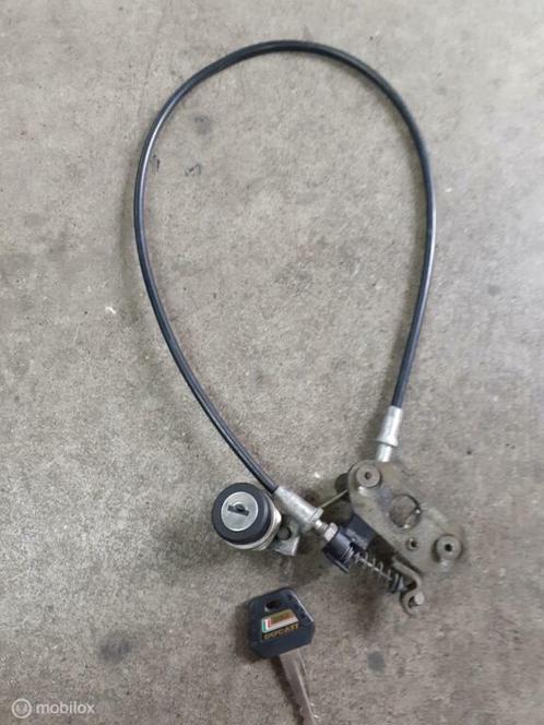 Buddyslot slot originele sleutel slotje 748 916 996 998, Motoren, Onderdelen | Ducati, Gebruikt, Ophalen of Verzenden
