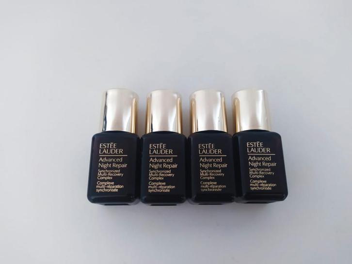 Nieuw Estee Lauder Advanced Night Repair Serum 7 ml, Sieraden, Tassen en Uiterlijk, Uiterlijk | Gezichtsverzorging, Nieuw, Gehele gezicht