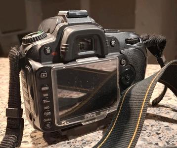 Nikon D90 - 14918 kliks beschikbaar voor biedingen