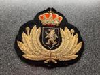 Belgie  - Cap badge  85 x 70 mm / gouddraad geborduurd, Verzamelen, Ophalen of Verzenden