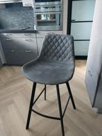 2 mooie industriële barstoelen, Huis en Inrichting, Barkrukken, 2 krukken, Ophalen, Zo goed als nieuw, 60 tot 90 cm
