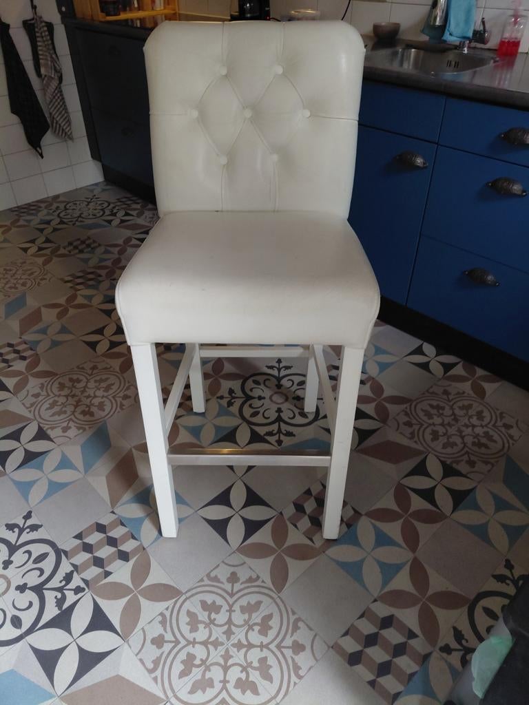 Bar krukken 2 maal, Huis en Inrichting, Barkrukken, 2 krukken, Ophalen, 60 tot 90 cm