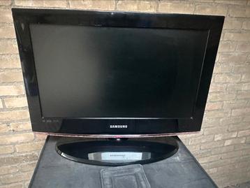 Kleine tv / monitor voor caravan camper camping beschikbaar voor biedingen