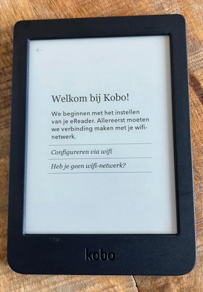 Kobo Nia ereader (in zeer nette staat), Computers en Software, E-readers, Zo goed als nieuw, 6 inch of minder, 8 GB, Touchscreen