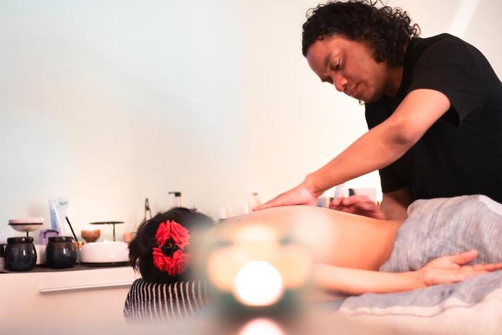 Even een moment van rust en herstel, Diensten en Vakmensen, Welzijn | Masseurs en Massagesalons, Ontspanningsmassage, Sportmassage