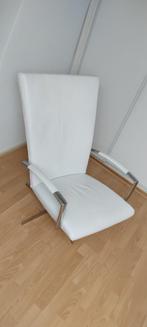 ALS NIEUW Prominent Twist helder wit leren relax fauteuil, Ophalen, Minder dan 75 cm, Metaal, 50 tot 75 cm