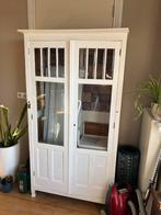 Oude houten servieskast die liefde nodig heeft, Ophalen, 50 tot 100 cm, 150 tot 200 cm, 25 tot 50 cm