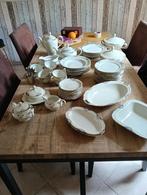 Servies van b distinction Marianne, Antiek en Kunst, Ophalen