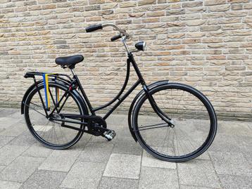 Zeer mooie 28inch omafiets in topconditie beschikbaar voor biedingen