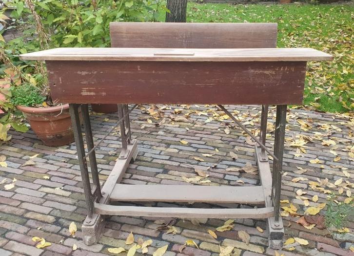 Oude schoolbank Rothuizen, Antiek en Kunst, Antiek | Meubels | Stoelen en Banken, Ophalen