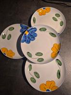 4 gebaksbordjes met bloemen, Gebruikt, Ophalen of Verzenden, Bord(en), Overige stijlen