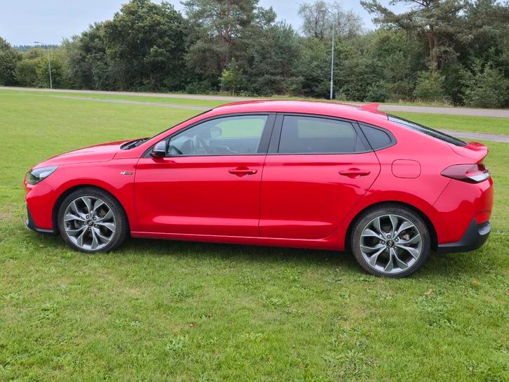 Hyundai i30 1.4 T-gdi N -line 140pk 2020 Rood, Auto's, Hyundai, Particulier, i30, Benzine, C, Hatchback, Handgeschakeld, Origineel Nederlands