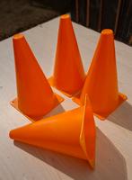 Pylonen / Verkeerskegels - Set van 4, Auto diversen, Ophalen of Verzenden, Gebruikt