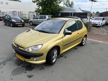 Peugeot 206 1.6-16V XS Premium! Airco! Leder! beschikbaar voor biedingen