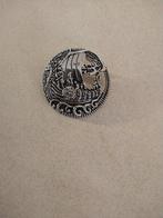 Leuke zilverkleurige broche van een vikingschip., Overige materialen, Minder dan 4 cm, Ophalen of Verzenden, Zo goed als nieuw