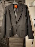 Carnaval embleem jasje dames maat M, Maat 38/40 (M), Carnaval, Nieuw, Ophalen of Verzenden