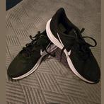 nieuwe Nike maat is 40,5, Sport en Fitness, Loopsport en Atletiek, Verzenden, Zo goed als nieuw, Hardloopschoenen, Nike