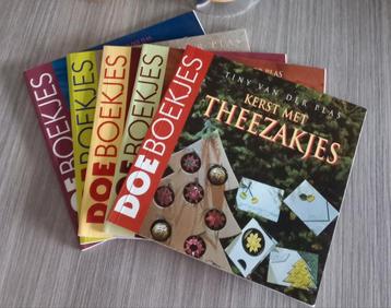 DOE Boekjes Theezakjes vouwen € 2,50 per stuk. beschikbaar voor biedingen