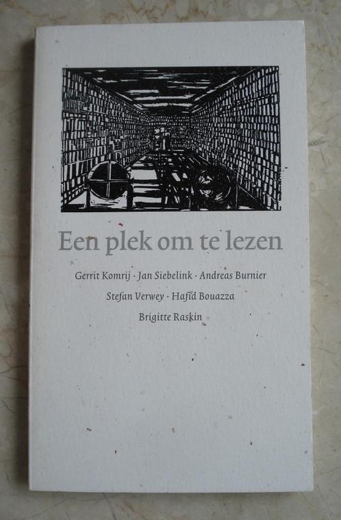 Een plek om te lezen - Komrij, Burnier, Siebelink, Verwey,, Boeken, Boekenweekgeschenken, Nieuw, Ophalen of Verzenden