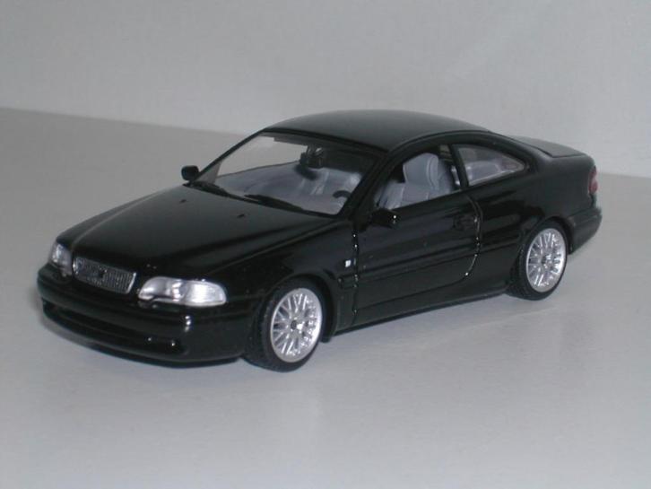 Minichamps . Volvo . C70 coupé zwart in schaal 1:43 ., Hobby en Vrije tijd, Modelauto's | 1:43, Nieuw, Auto, MiniChamps, Ophalen of Verzenden
