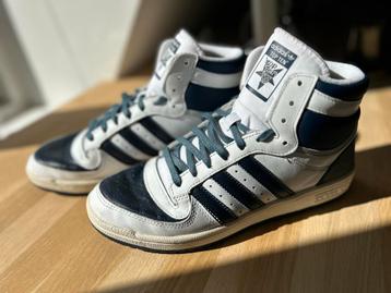 Adidas High Tops wit/donkerblauw (maat 41) beschikbaar voor biedingen
