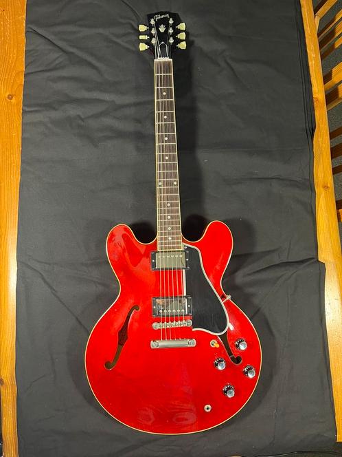 Gibson ES 335 ‘Fat Neck’ 2008, met origineel koffer, Muziek en Instrumenten, Snaarinstrumenten | Gitaren | Elektrisch, Gebruikt
