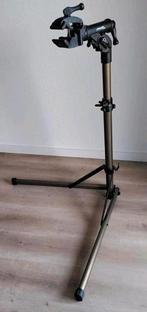 Stevige Fiets montagestandaard, nauwelijks gebruikt, Fietsen en Brommers, Fietsaccessoires | Fietsgereedschap, Ophalen of Verzenden