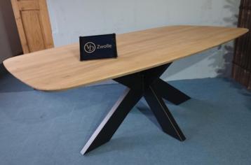 Deens ovale tafel met matrixpoot industrieel eiken op maat l beschikbaar voor biedingen