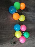Kleurrijke Ballen Slingers, Kunststof, Gebruikt, Ophalen of Verzenden, Minder dan 50 cm