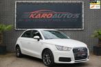 Audi A1 Sportback 1.0 TFSI S-line Cruis Elek R Stoelv 1e Eig, Voorwielaandrijving, Stof, Zwart, Wit
