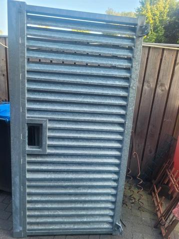 Verzinkte lamellendeur 930x1930 mm beschikbaar voor biedingen