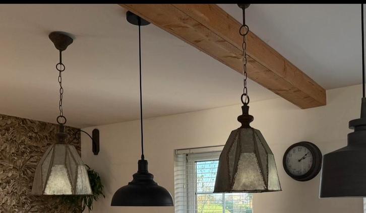 2 Zinken Hanglampen, Huis en Inrichting, Lampen | Hanglampen, Zo goed als nieuw, Minder dan 50 cm, Metaal, Ophalen of Verzenden