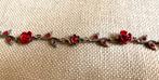 Armband zilverkleurig met roosjes, Ophalen of Verzenden, Gebruikt, Overige materialen