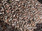 Ca 7m2 rode graniet steentjes Rood maat ca 25/12 mm groot, Overige typen, 5 tot 10 m², Gebruikt, Natuursteen