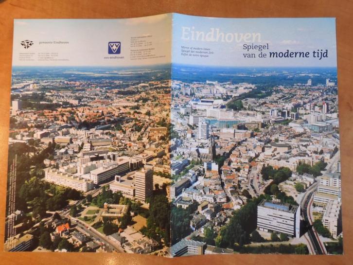 Eindhoven, spiegel van de moderne tijd, brochure, ca. 2000, Boeken, Geschiedenis | Stad en Regio, Gelezen, 20e eeuw of later, Ophalen of Verzenden