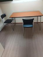 Vintage tafel met vier vintage stoelen, Huis en Inrichting, Ophalen, Gebruikt, 75 cm of meer, Rechthoekig