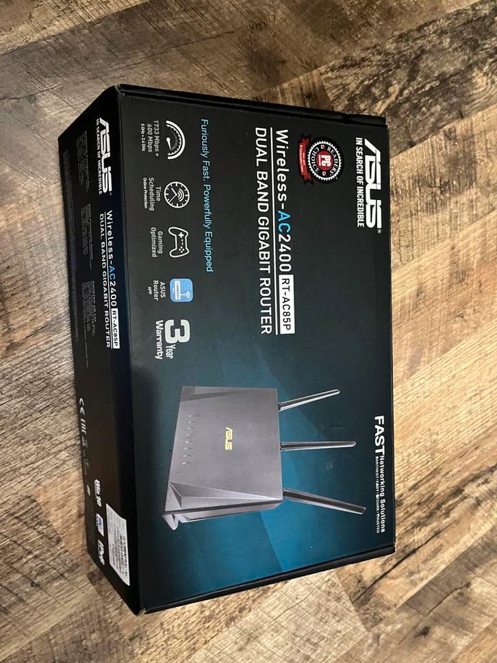 Asus router AC2400 z.g.a.n., Computers en Software, Routers en Modems, Zo goed als nieuw, Ophalen of Verzenden